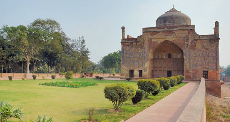 Chini Ka Rauza and Agra