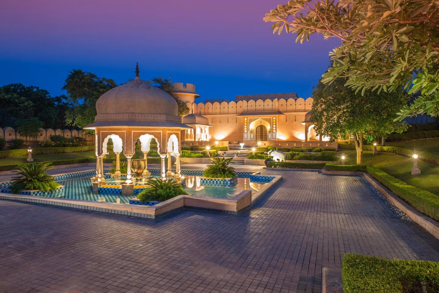 The Oberoi Rajvilas Jaipur luxury resort